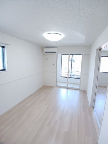 グラン　ルミエール　Ⅰの居間・リビング