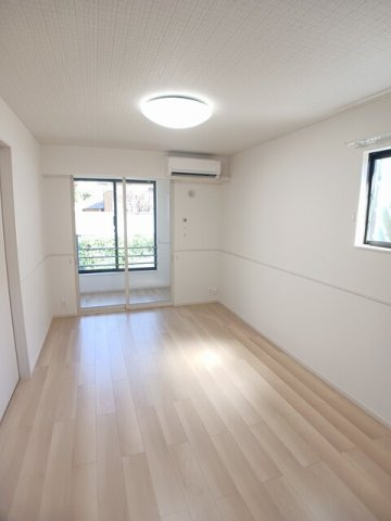 グラン　ルミエール　Ⅱの居間・リビング