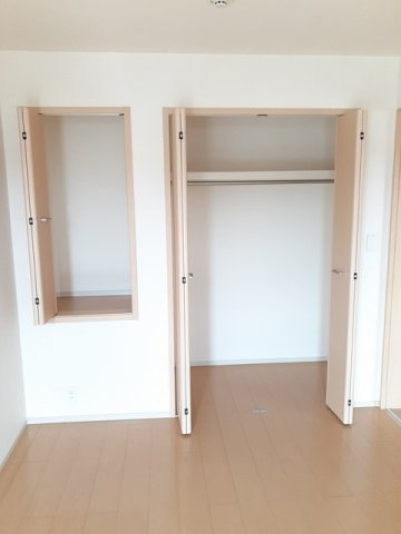 エルフィン　五番館の収納