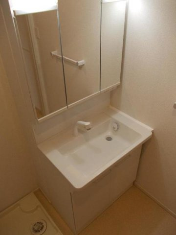 レーヴ　Ⅵの洗面所