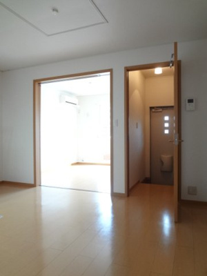 【内装】 | アイリス