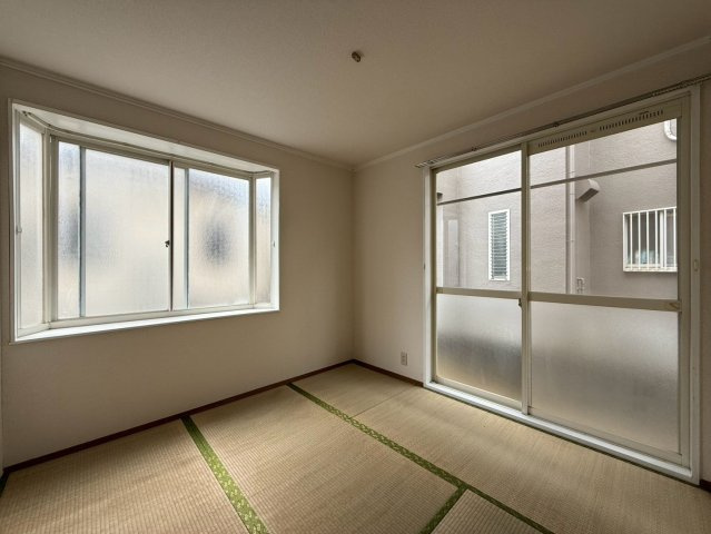 ニュー作新ハイツの和室|きれいな和室です