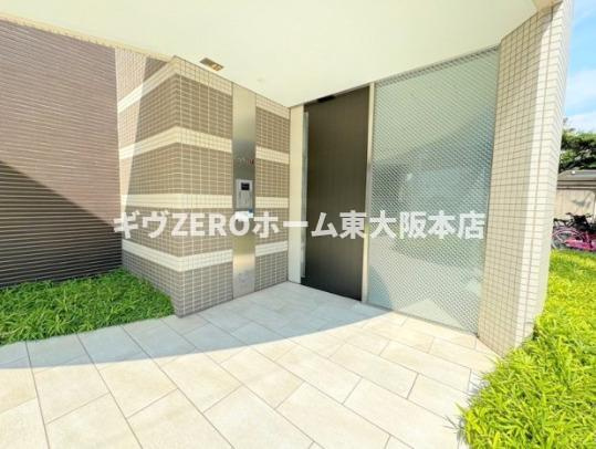 ORANGE T・SIDEのエントランス