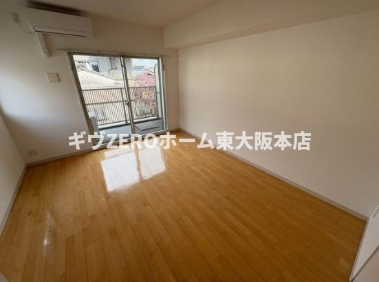 ORANGE T・SIDEの居間・リビング