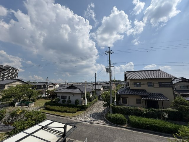 三田市弥生が丘2丁目4100万円の展望|2階ベランダからの眺めです！