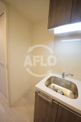 プレサンス堺筋本町ディスティニーのキッチン|プレサンス堺筋本町ディスティニー　冷蔵庫置場