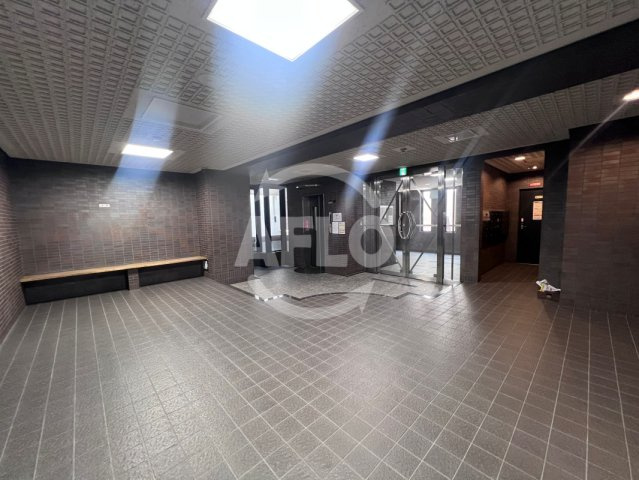 ユンヌ・ホワイエのロビー|ユンヌ・ホワイエ　ロビー