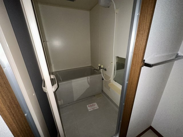 シャルマン今宿の浴室