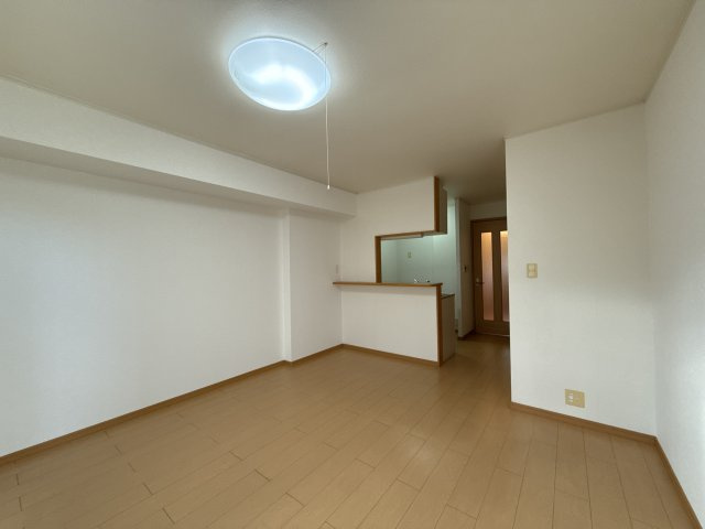 ワイズ　コンブリオの居間・リビング