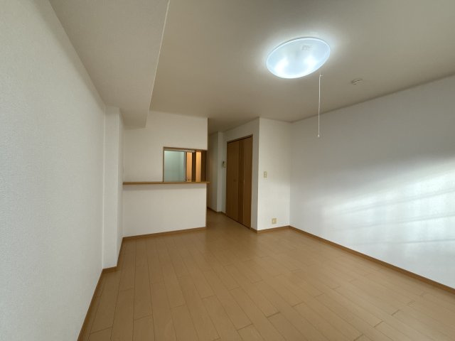 ワイズ　コンブリオの寝室