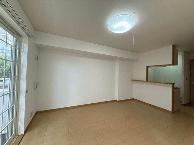 ワイズ　コンブリオの居間・リビング