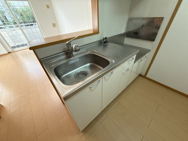 ワイズ　コンブリオのキッチン