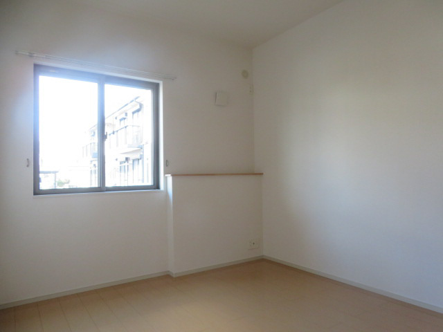 サンリット　レジデンス　社の子供部屋