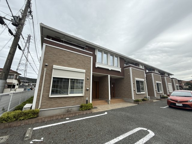 サニー青山の外観