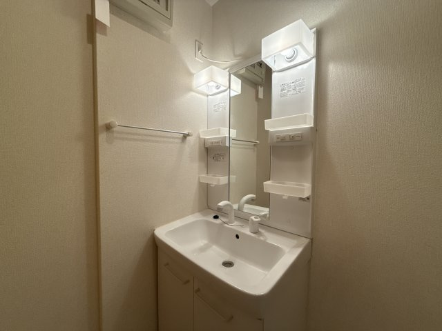 サニー青山の洗面所