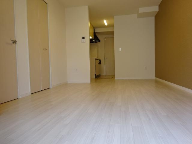 シャルマンの居間・リビング|洋室