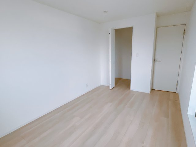 【新築戸建】前橋市下細井町第10-1期の洋室|子供部屋のメリットは「自立心を養うことができる」「自分で整理整頓できるようになる」そして、お子様が成長した際には「プライバシーを確保できる」といい事だらけ♪