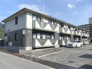 広島市安佐北区深川６丁目のアパート