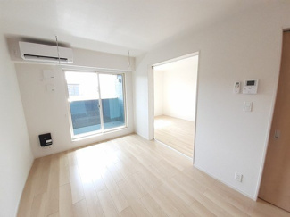 【居間・リビング】 | リリア・ヴィレⅠ | おしゃれなリビングです