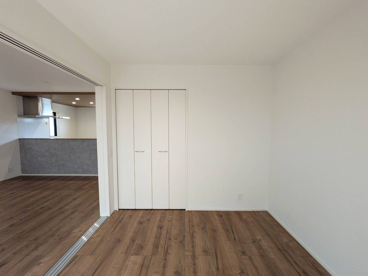 岡山市南区大福　2期の洋室|◆1階洋室4.5帖の様子です。