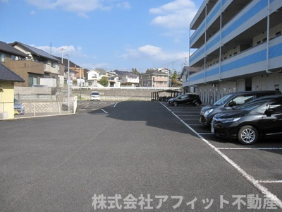 【駐車場】 | セジュール浦上