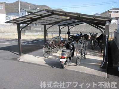 【その他共用部分】 | セジュール浦上 | 屋根付き駐輪場