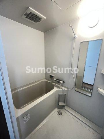 アールズコートの浴室