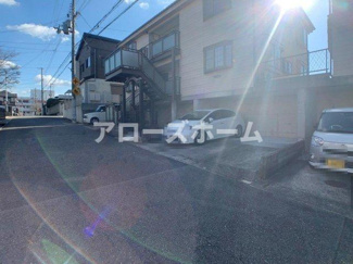 【駐車場】 | 室内写真は前回募集の別室につきイメージです