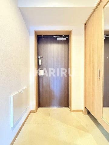 クロシェット関目 の玄関