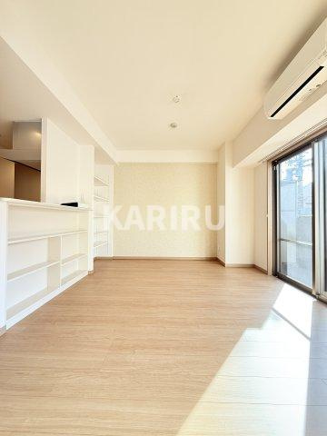 クロシェット関目 の居間・リビング