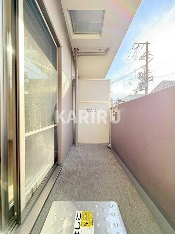 クロシェット関目 のバルコニー