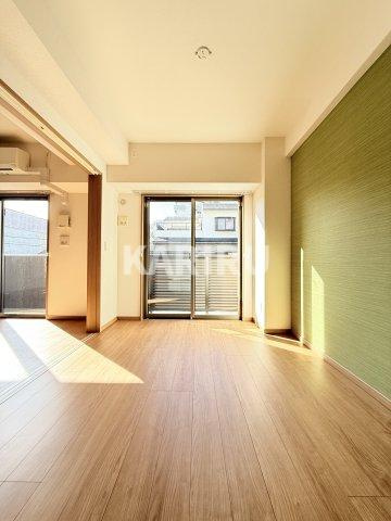 クロシェット関目 の洋室