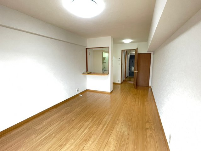 パルコート明ケ島の居間・リビング