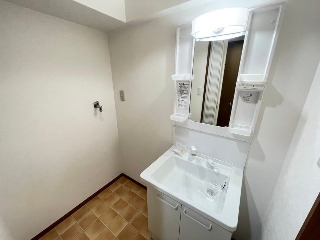 パルコート明ケ島の洗面所