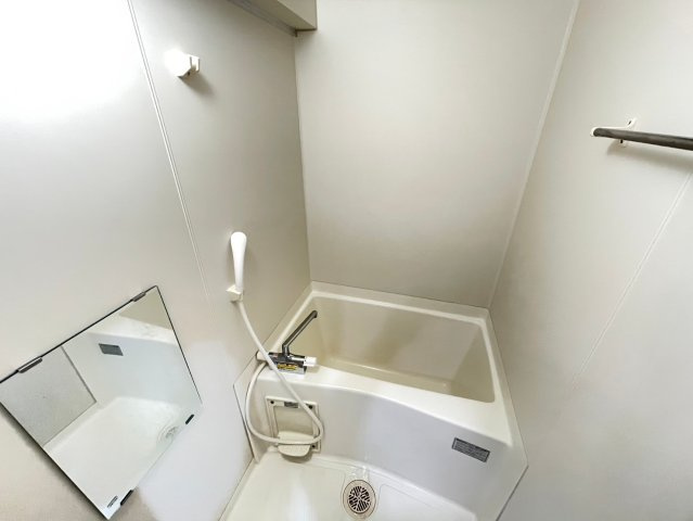 パルコート明ケ島の浴室