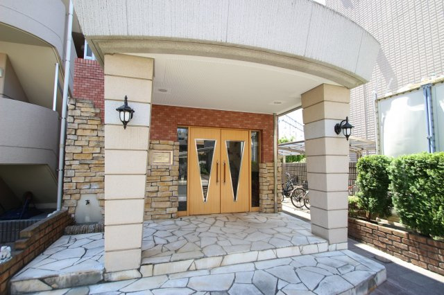 ZCO並木ビル2NDのエントランス