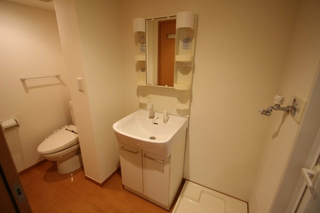 ZCO並木ビル2NDの独立洗面台|※別室参考写真です。