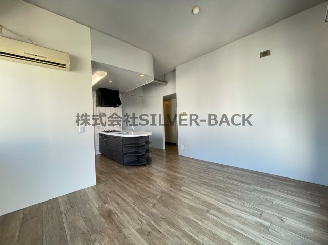 グラスホッパーの居間・リビング