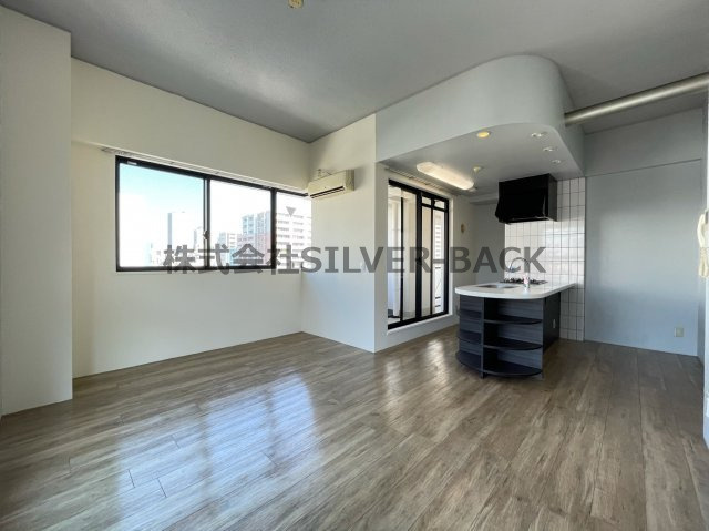 グラスホッパーの居間・リビング