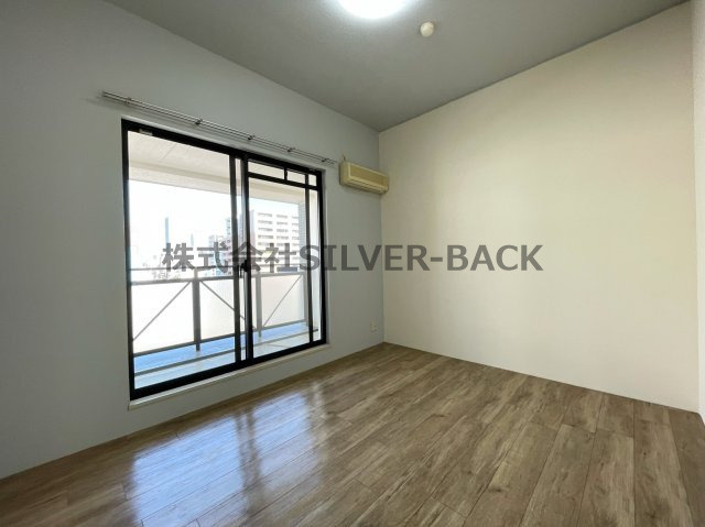 グラスホッパーの居間・リビング