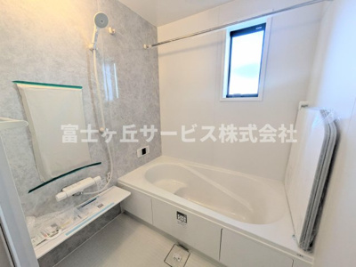 【浴室】 | 浜松市中央区寺脇町 3期 新築一戸建て | 風呂です