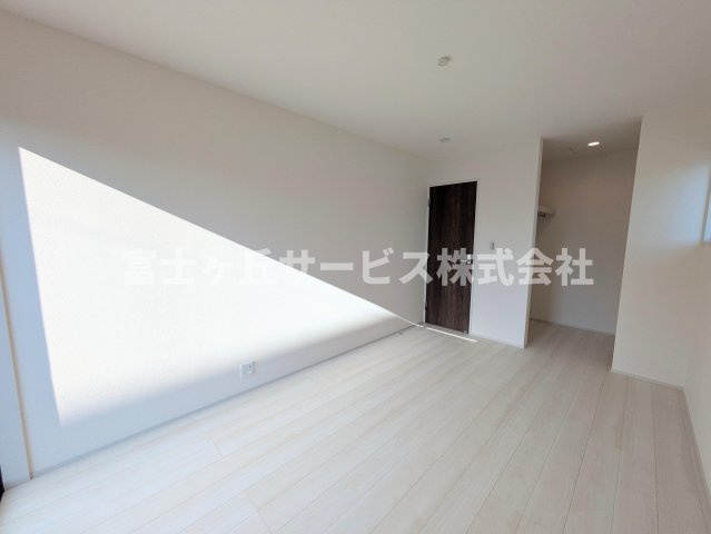 【寝室】 | 浜松市中央区寺脇町 3期 新築一戸建て | 寝室です
