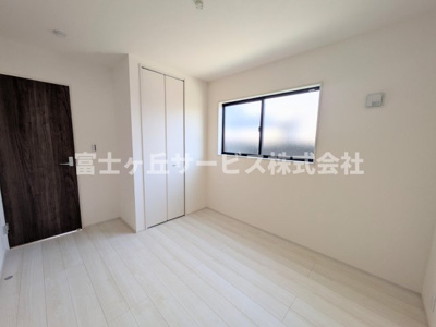 【洋室】 | 浜松市中央区寺脇町 3期 新築一戸建て | 洋室です