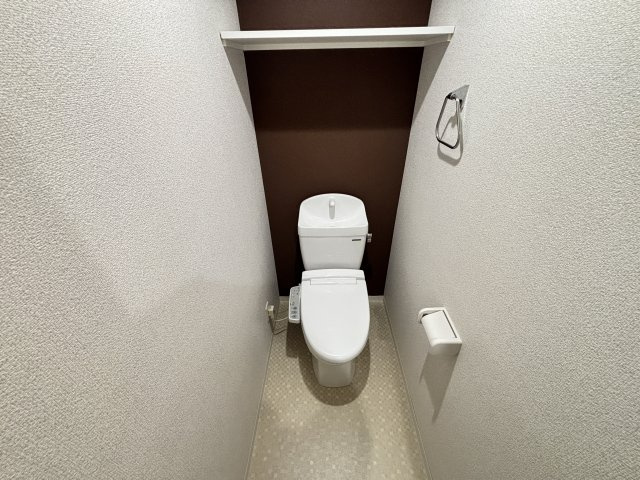 ★嬉しい温水洗浄便座付き★