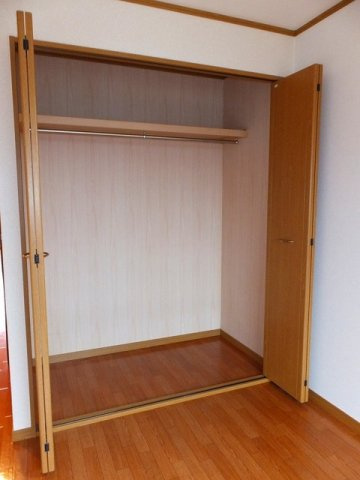 アーバンライフいずみⅡの収納|こまごまとしたものを収納できそうですね