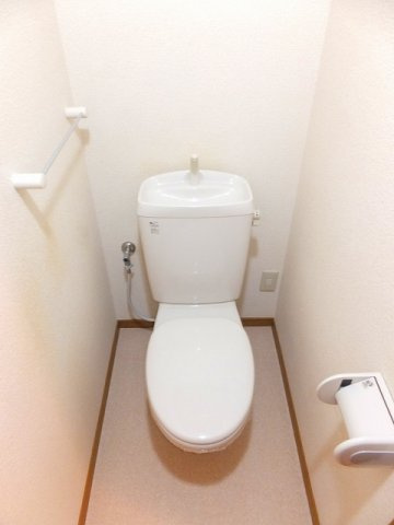 アーバンライフいずみⅡのトイレ|シンプルで使いやすいトイレです