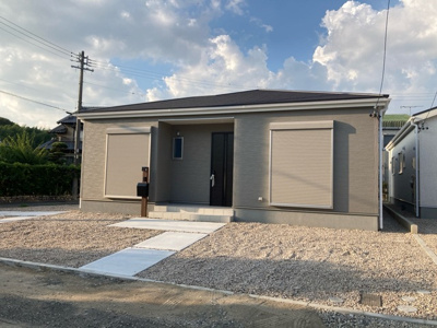 【外観】 | 豊川市橋尾町郷 新築一戸建て 1号棟 | 建物外観を気になさる方へ、見た目の良い物件です