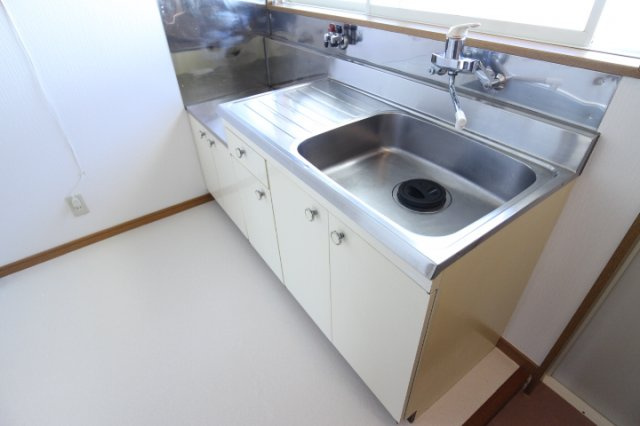 コーポセイゲツ東棟のキッチン