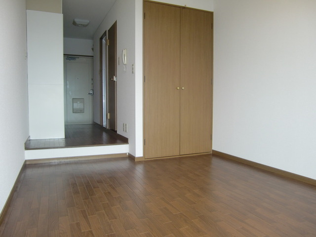 カグラハウス(旧サンボックス御影)の洋室