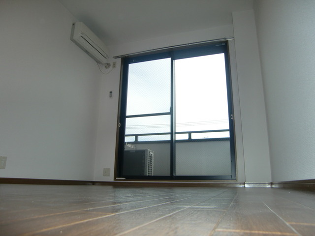 カグラハウス(旧サンボックス御影)の居間・リビング